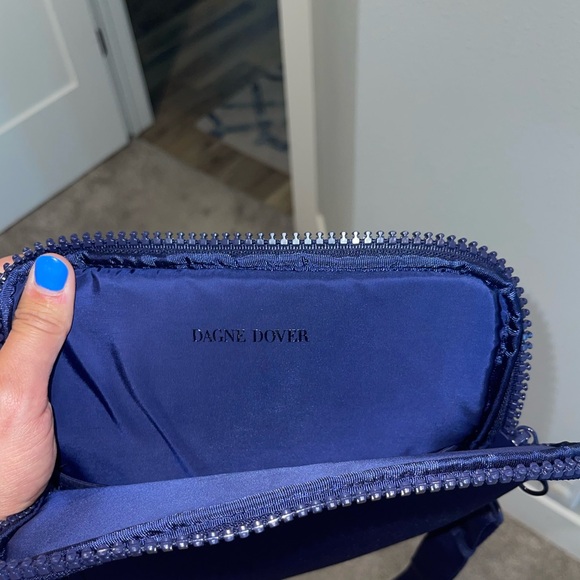 Dange Dover Navy Blue Neoprene Laptop Case - Picture 2 of 2